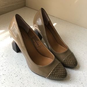 G.H. Bass & Co. (NWOT) Taupe Pacey Block Heel
